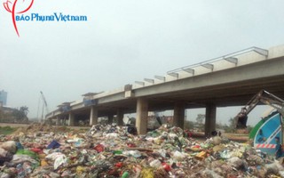Hà Nội: Đổ trộm vào khu dân cư cả 'núi' rác