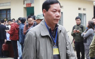 Nguyên Giám đốc BV Đa khoa Hòa Bình Trương Quý Dương xuất hiện tại tòa