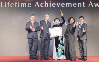 Chủ tịch PNJ nhận giải thưởng 'Thành tựu trọn đời' ngành kim hoàn Châu Á 
