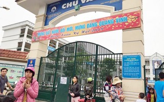 35kg thịt thối vào trường tiểu học Chu Văn An: Bỏ bán trú, cha mẹ đón con về ăn trưa