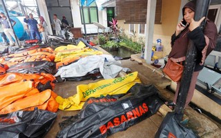Sóng thần tại Indonesia: Số người thiệt mạng tăng mạnh lên gần 300