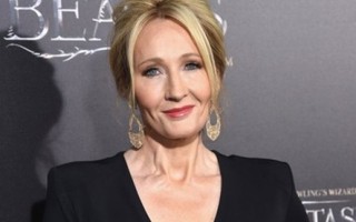 Nhà văn Rowling cùng dàn 'phù thủy' 'nhuộm đen' New York 