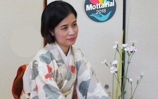Nghệ nhân Nguyễn Thanh Tú tặng Mottainai 100 cuốn sách Ikebana