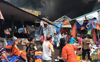 Hà Nội: Cháy chợ Sóc Sơn, nhiều nữ tiểu thương khóc ròng trong bất lực