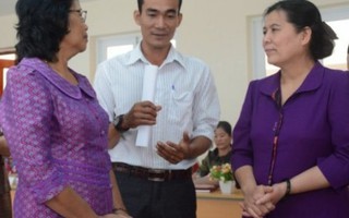 Cán bộ Hội Việt Nam-Campuchia trao đổi nghiệp vụ