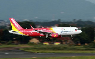  Đình chỉ tổ bay Vietjet Air hạ cánh nhầm đường băng tại Cam Ranh