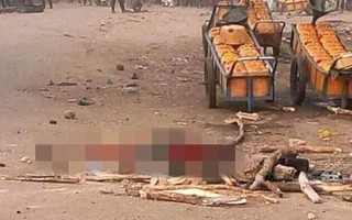 Nổ bom hụt, nữ khủng bố bị đánh chết giữa chợ