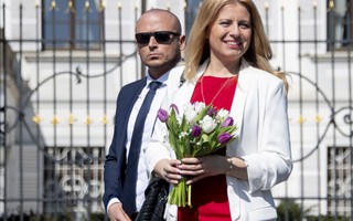 Nữ Tổng thống đầu tiên và trẻ nhất của Slovakia: Truyền cảm hứng 'đứng lên chống lại cái ác'