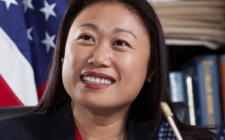 Phụ nữ gốc Việt đầu tiên vào thượng viện bang ở Mỹ
