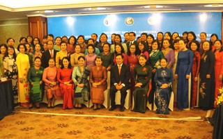 Chuyến xe hữu nghị, đoàn kết của phụ nữ Việt - Lào - Campuchia