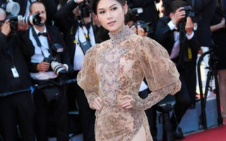 Ngọc Thanh Tâm diện đầm xẻ sâu táo bạo tại khai mạc LHP Cannes 2017