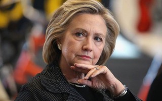 'Mổ xẻ' chuyện sức khỏe của bà Clinton và chiến dịch bầu cử