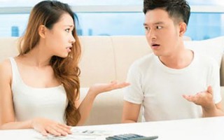 Chồng tự ý vay tiền, vợ có phải cùng trả nợ?