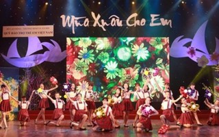 Thái Thùy Linh, Ngọc Anh hội tụ cùng 'Mùa xuân cho em'