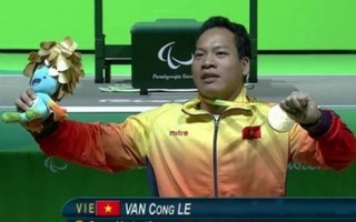 Hình ảnh để đời của lực sĩ Lê Văn Công ở Paralympic