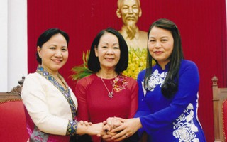Thắt chặt tình đoàn kết đặc biệt phụ nữ Việt-Lào