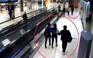 1 phụ nữ Trung Quốc bị bắt cóc ngay trong khu vực an toàn của sân bay