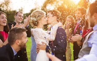 Quan điểm về hôn nhân truyền thống đang ‘chết dần’ ở giới trẻ Anh