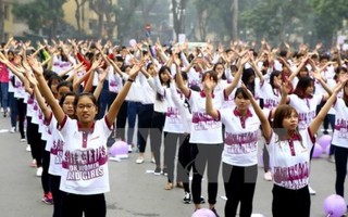 Nhảy flashmob ủng hộ chấm dứt bạo lực với phụ nữ