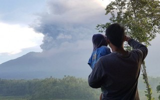 Nhóm du khách Việt Nam may mắn thoát khỏi núi lửa Agung