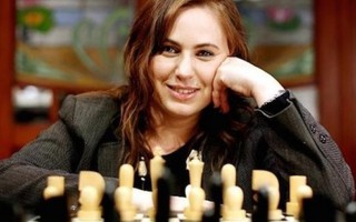 Người phụ nữ chơi cờ vua hay nhất mọi thời đại