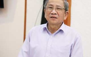 GS Nguyễn Minh Thuyết: 'Chúng tôi không tự vẽ chương trình để khen mình!'