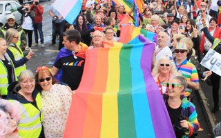 Scotland: Quốc gia đầu tiên đưa quyền của người LGBT vào chương trình giáo dục