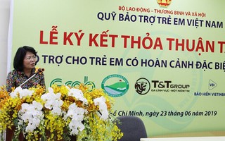 HDBank trao tặng 1,1 tỷ đồng cho Quỹ Bảo trợ Trẻ em Việt Nam