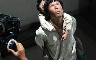 Sau “Cha cõng con”, Lương Đình Dũng tiếp tục làm phim dự thi quốc tế