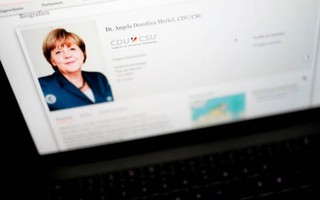 Rò rỉ dữ liệu về Thủ tướng Angela Merkel và hàng trăm nhà lập pháp Đức