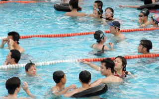 Chuyên gia lưu ý 7 điều để an toàn khi đi bơi ngày nắng nóng 