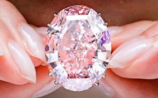 Viên kim cương Pink Star đắt nhất lịch sử có giá 71,2 triệu USD