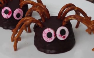 8 cách trang trí món ăn ‘ghê rợn’ đón lễ hội Halloween 