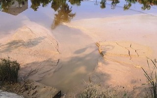 Nhà máy nước xả bùn thải ra hồ điều hòa lớn nhất TP Vinh