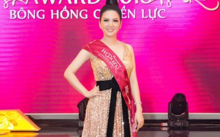 Ca sĩ Đinh Hiền Anh được giải 'Bông hồng quyền lực' 2018