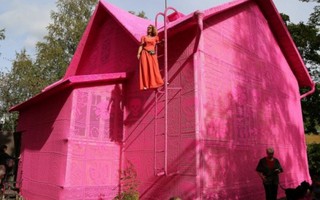 Ngôi nhà bằng len độc nhất vô nhị cho phụ nữ tị nạn
