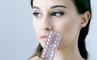 Lạm dụng thuốc tránh thai ngừa mụn có thể gây vô sinh