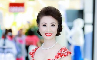 Người đẹp Thúy Nga chấm thi Hoa hậu