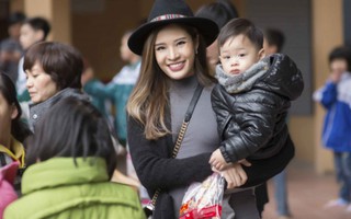 Hoa hậu Phan Hoàng Thu đưa con trai đi làm từ thiện