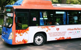 TPHCM: 26 xe buýt màu cam thân thiện với phụ nữ và trẻ em