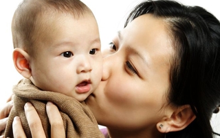 8 cách tránh thai cho mẹ mới sinh 