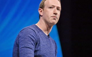Mark Zuckerberg mất tới 15 tỷ USD trong năm bê bối của Facebook