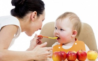 5 cách giúp bé hấp thụ tốt từ bữa ăn