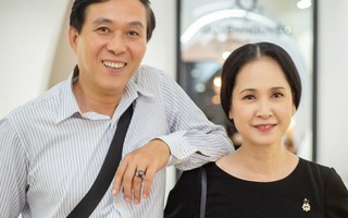 ‘Mẹ chồng’ Lan Hương rủ ông xã làm người mẫu thời trang