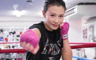 Người mẫu Nhật Bản "lấn sân" boxing gây bão mạng 