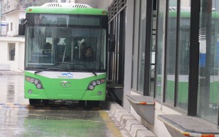 Hà Nội miễn phí vé xe buýt nhanh trong 1 tháng