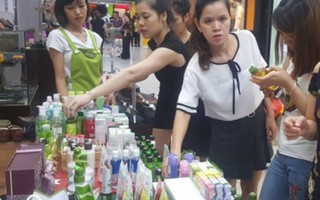 Sát ngày Phụ nữ Việt Nam, mỹ phẩm chạy đua giảm giá