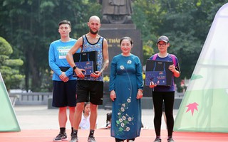 Trao giải cho các vận động viên tham gia Mottainai Run 2018