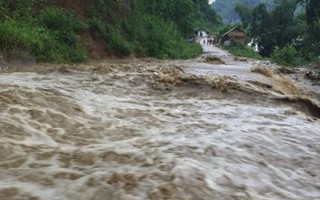 2 cán bộ ở Nghệ An tử nạn khi kiểm tra sau bão