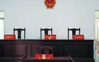 Những hình ảnh đầu tiên từ phiên tòa sơ thẩm xét xử Nguyễn Hữu Linh